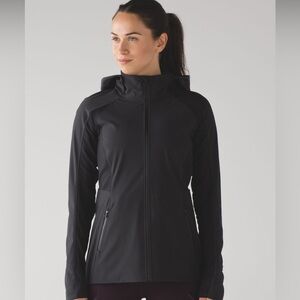 Lululemon Sleet Sprinter Jacket, perfect condition size 4